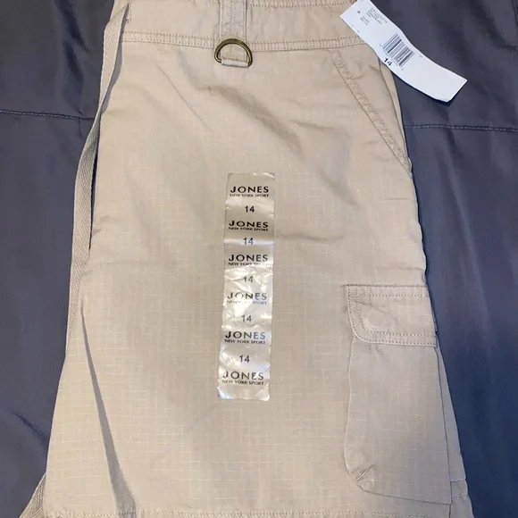 Jones New York Sport Shorts - Picture 4 of 6